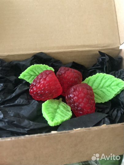 Мыло в виде малины