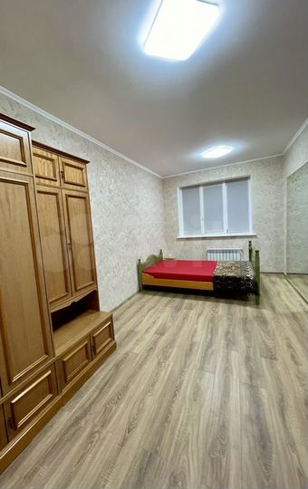 2-к. квартира, 55 м², 1/6 эт.