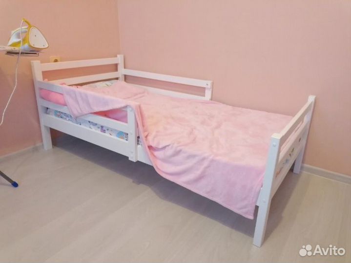 Подростковая кровать + матрас белая. Новые в упако