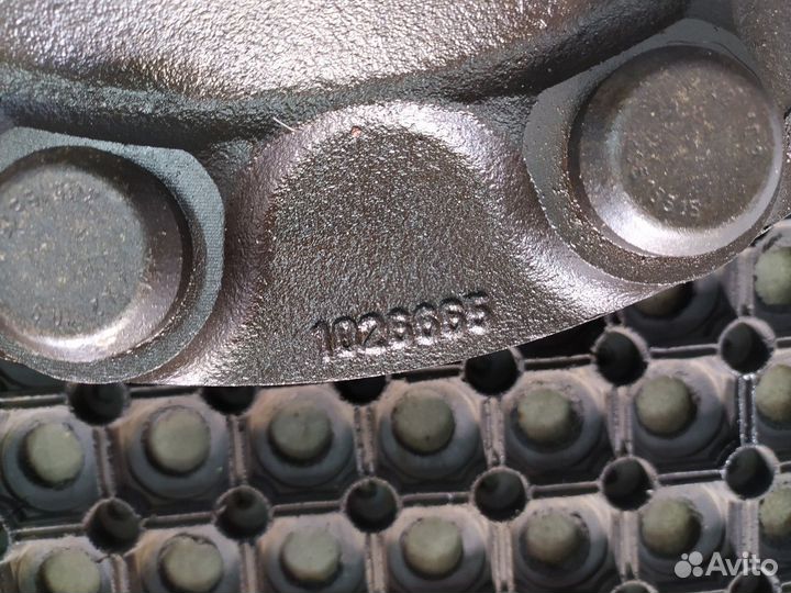 1026665 Ступица передняя