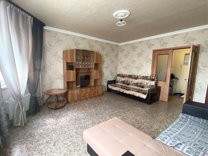 1-к. квартира, 42 м², 8/16 эт.