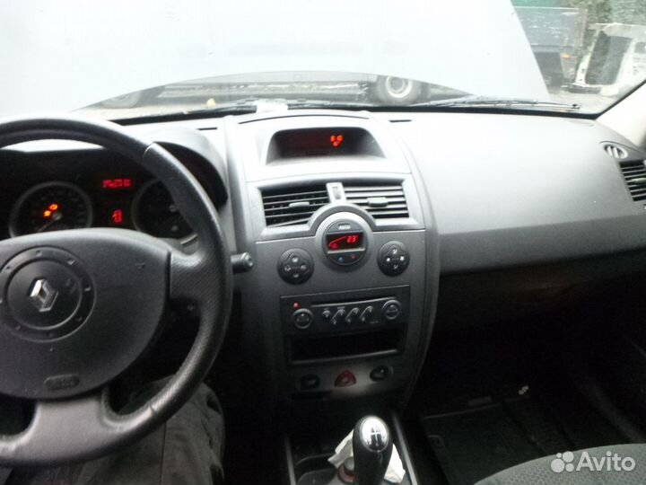 Корыто пластмассовое renault megane 2 2005