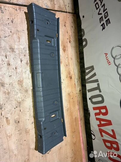 Накладка панели замка bmw e90