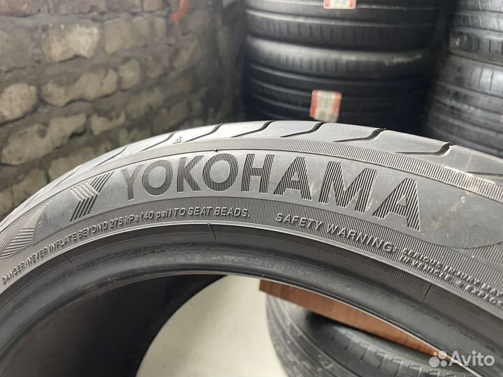 Yokohama Advan Sport V105S 265/40 R20 104Y