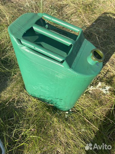 Канистра металлическая