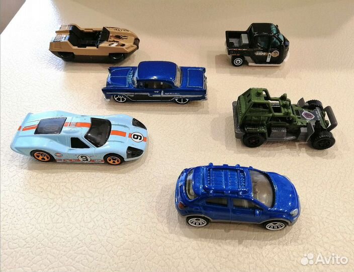 Машинки модельки hot wheels matchbox