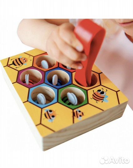 Деревянный сортер пчелы в улье