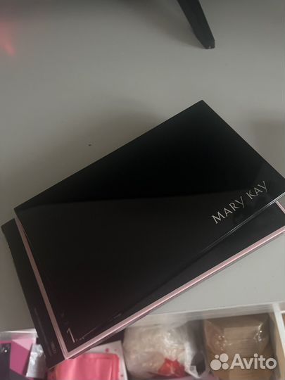 Кисти и футляр Mary Kay