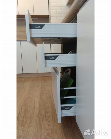 Кухонный гарнитур на заказ. Бecплaтнaя ycтaнoвкa