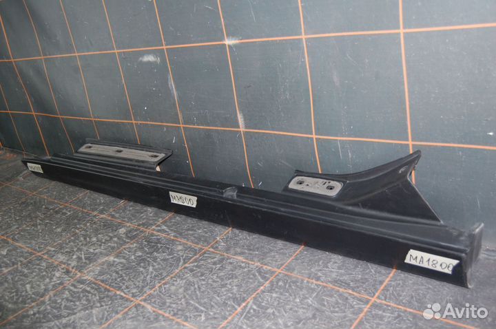 Накладка порога наружная левая - mini Hatch F56