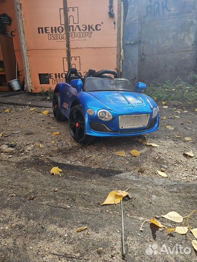 Детский электромобиль