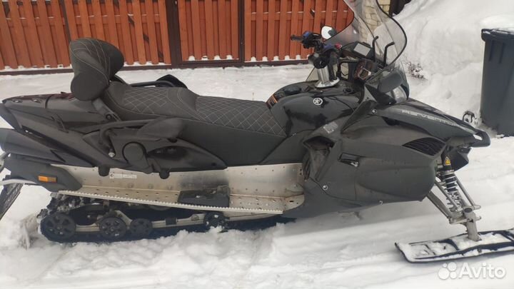Снегоход Yamaha RS Venture