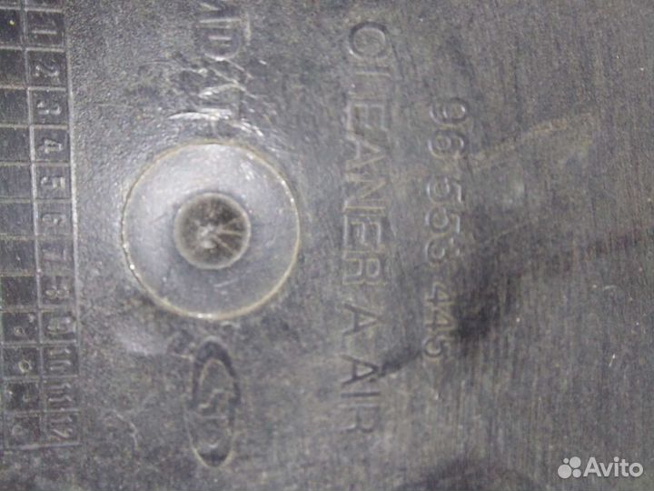 Корпус воздушного фильтра Chevrolett Lachetti