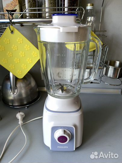 Блендер Philips со стеклянной чашей