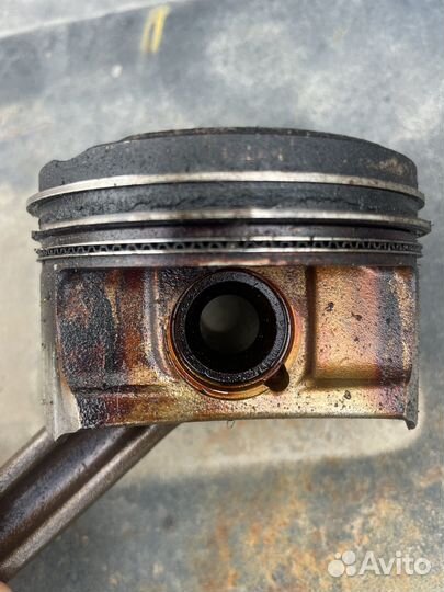 Поршень N14B16A bmw 11257566019