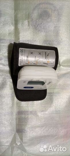 Тонометр автомат на запястье