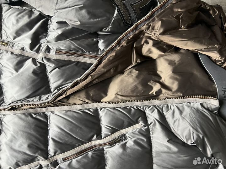 Пуховик женский 44 46