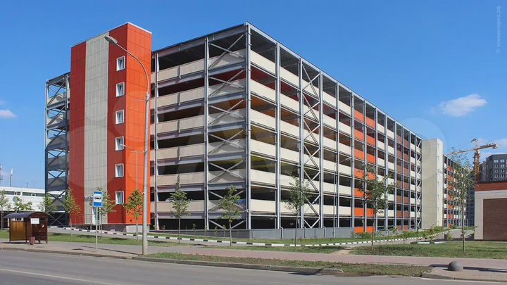 Машиноместо, 14 м²
