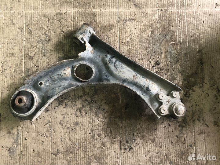 Chevrolet cobalt рычаг