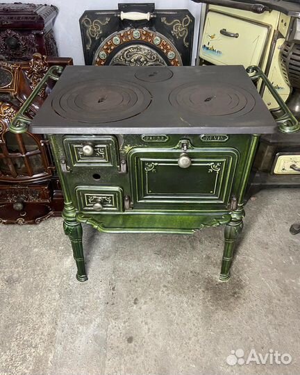 Стринная кухонная плита