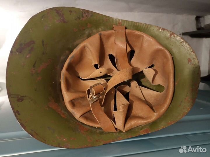 Шлем каска пожарного