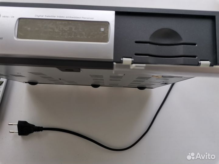 Ресивер Lumax DV 2400 IRD