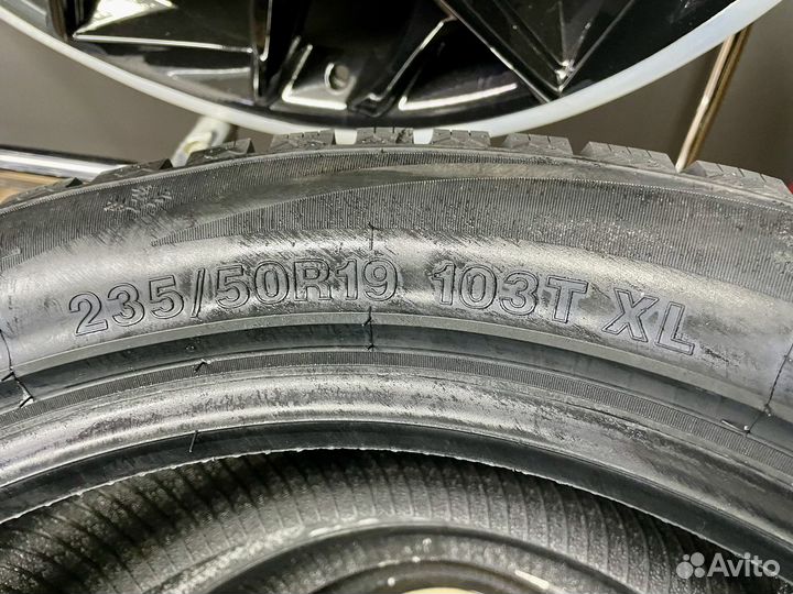 iLink Wintervorhut Stud II 235/50 R19 103T