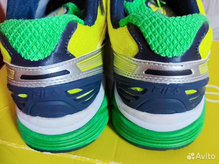 Кроссовки Fila женские 38