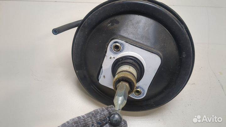 Цилиндр тормозной главный Volkswagen Passat 5, 1997