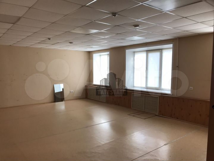 Сдам помещение свободного назначения, 131.7 м²