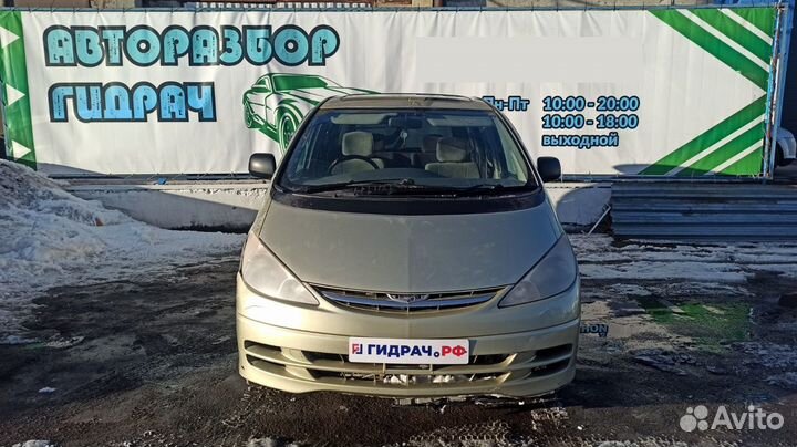 Накладка под рулевую колонку Toyota Estima 2 55480