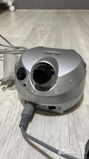 Маникюрный набор с лампой