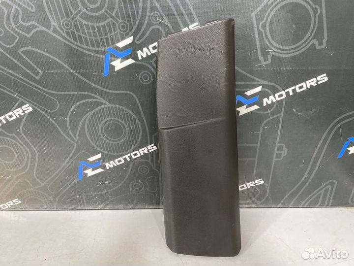 Обшивка салона правая Bmw X6 E71 N54B30A 2008