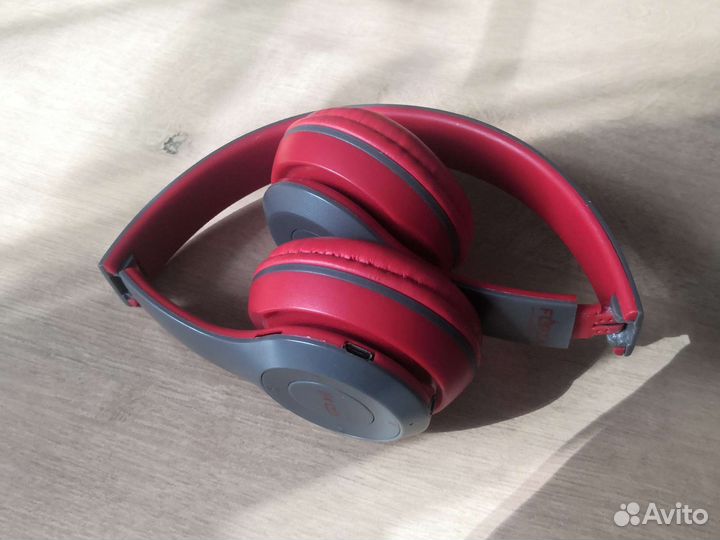 Беспроводные bluetooth наушники P47 красные