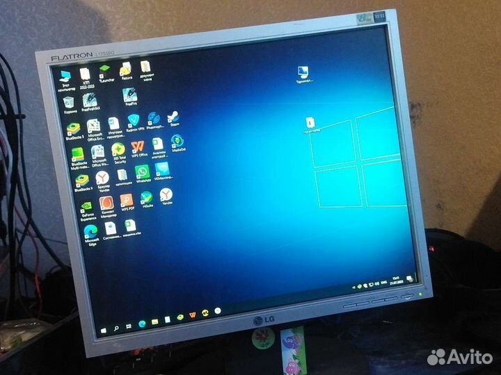 Монитор LG