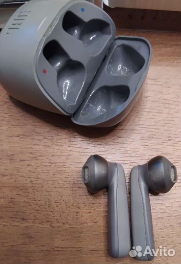 Беспроводные наушники JBL Tune 220 TWS