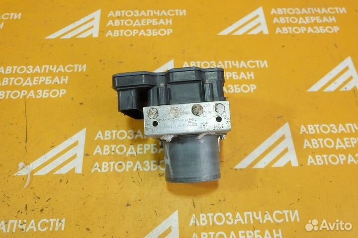 Блок, Jaguar XF II 2015