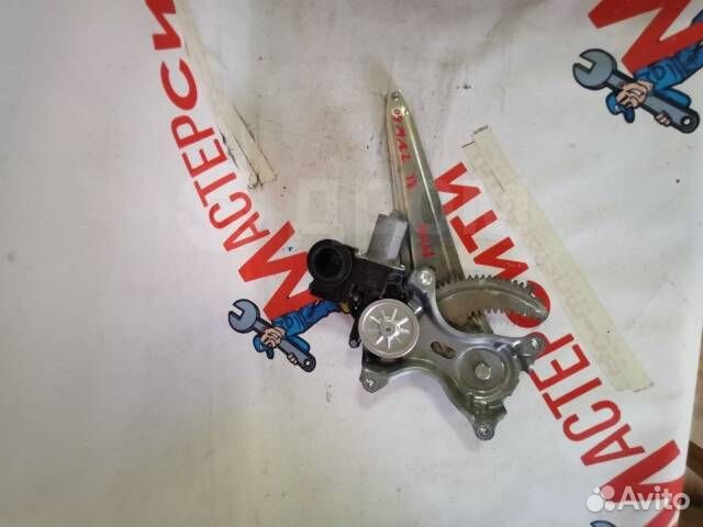 Стеклоподъемник Toyota Prius 8571047150 ZVW50 2ZR