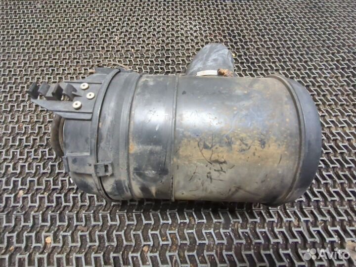 Корпус воздушного фильтра Renault Espace 2, 1994