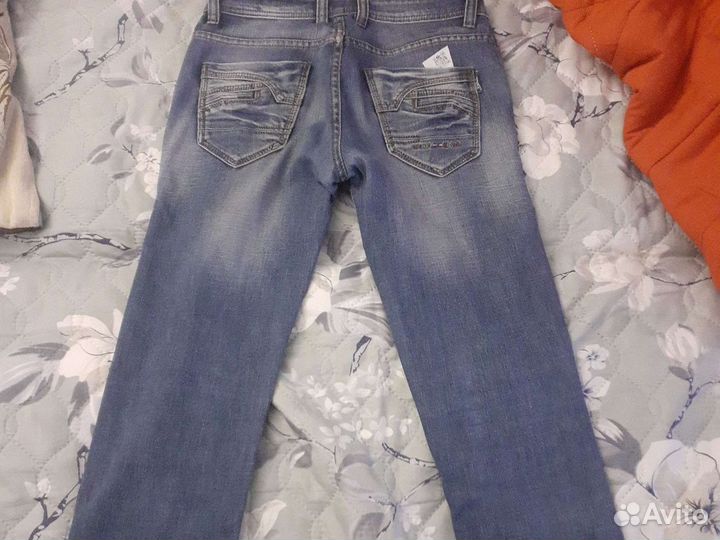 Джинсы