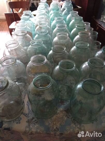 Банки стеклянные продаю