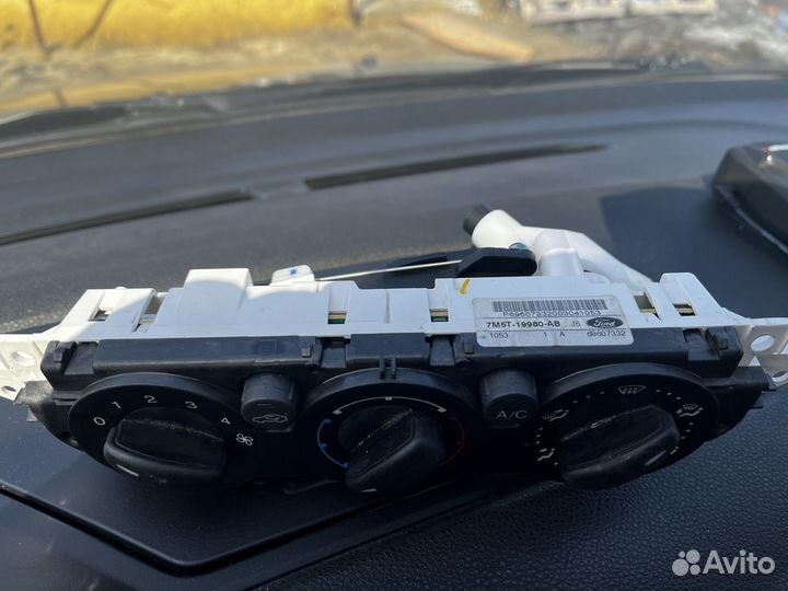 Блок отопителя ford focus 2 с кондиционером