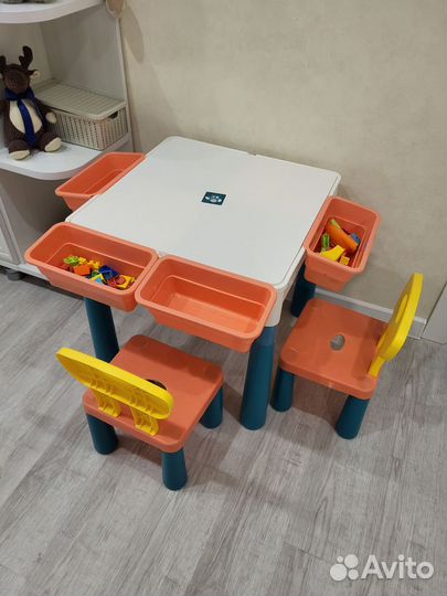 Стол детский для лего, песка