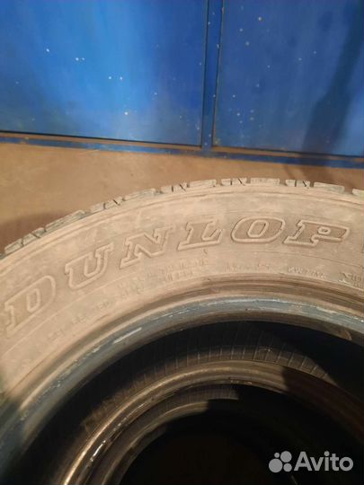 Dunlop Grandtrek AT3 205/70 R15 29C