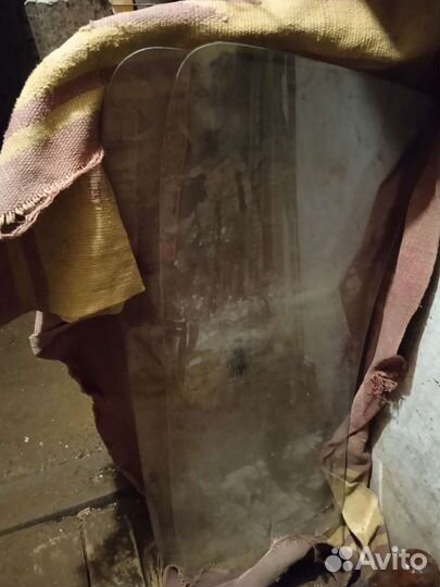 Лобовое и заднее стекло на запорожец