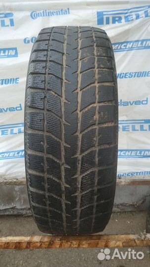 Bridgestone Blizzak WS-70 225/65 R17 102T