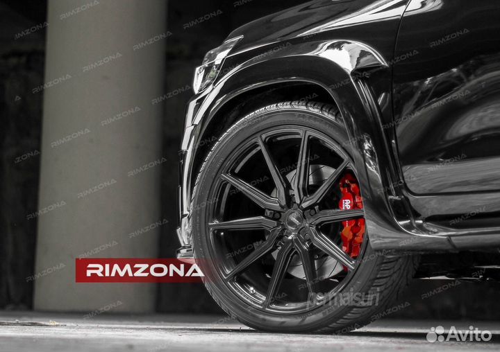 Кованые диски R22 на Toyota Land Cruiser 300