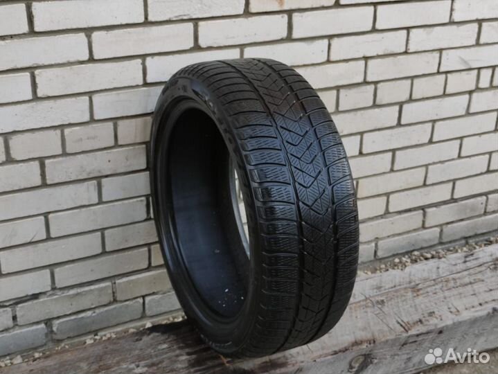Pirelli Winter Sottozero 3 225/45 R18 95H