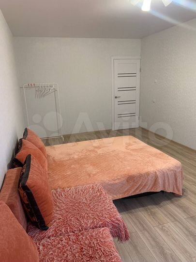 1-к. квартира, 50 м², 9/9 эт.