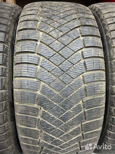 Pirelli Ice Zero FR SUV 255/45 R20 105H